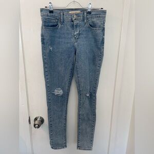 Levi’s 710 Jeans